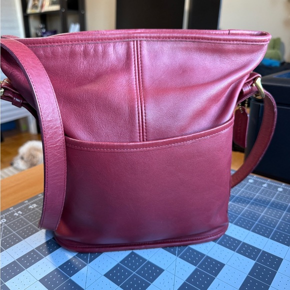 Vintage Coach Red Bleeker Bag - Style 4153 - Picture 7 of 7